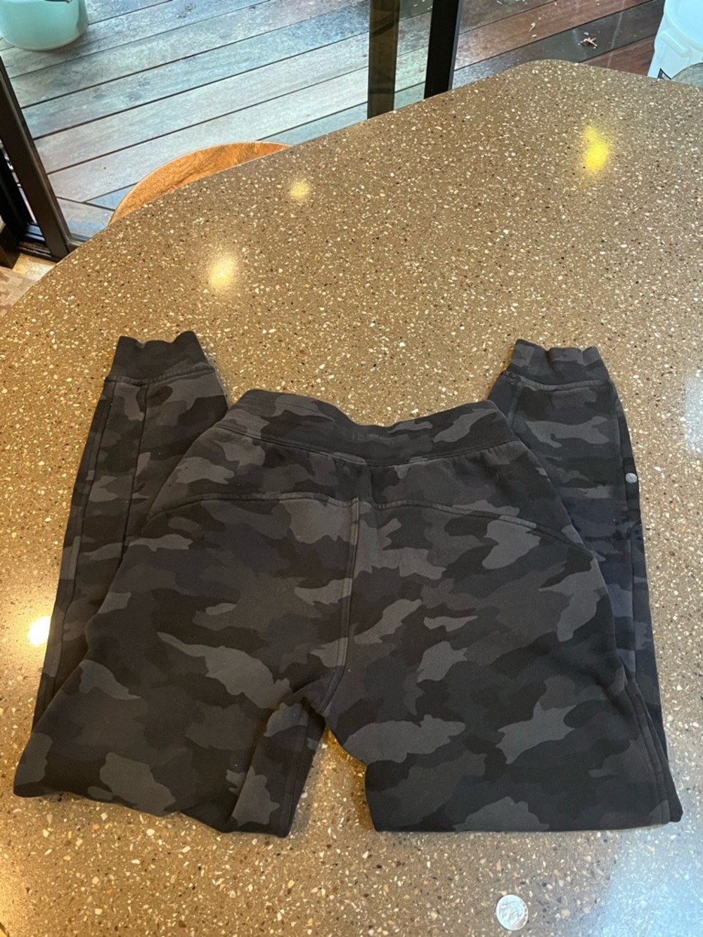 Lululemon Black winter Camo Jogger Pants - Comfortable Everyday Bottoms